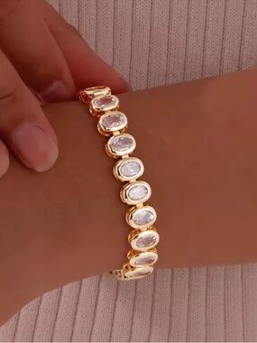 Sculptural Quartz Gold Link Bracelet